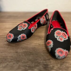 Authentic ALEXANDER MCQUEEN WOMEN'S ROSE PATTERN BLACK LEATHER SLIPPER SHOES